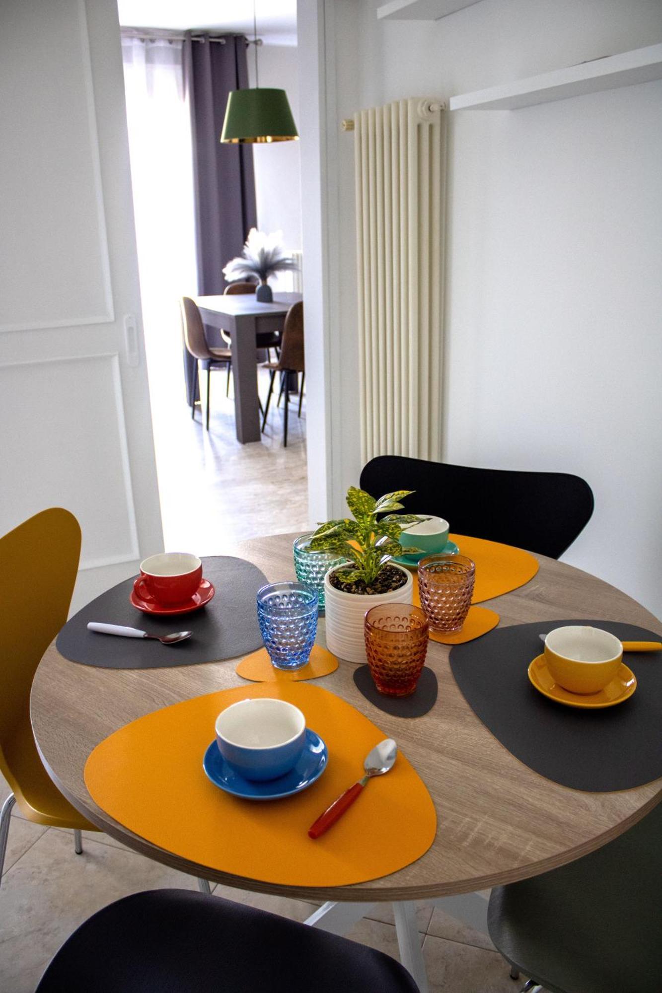 Fd Apartments - Zoe Prestigioso Appartamento Vicino Alla Stazione E Al Centro Monopoli Ngoại thất bức ảnh