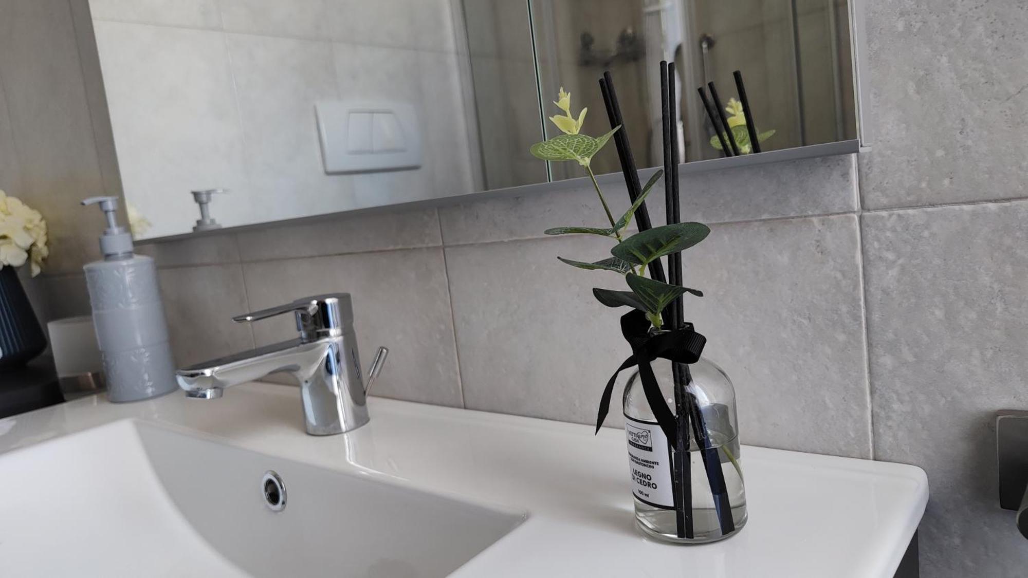 Fd Apartments - Zoe Prestigioso Appartamento Vicino Alla Stazione E Al Centro Monopoli Ngoại thất bức ảnh