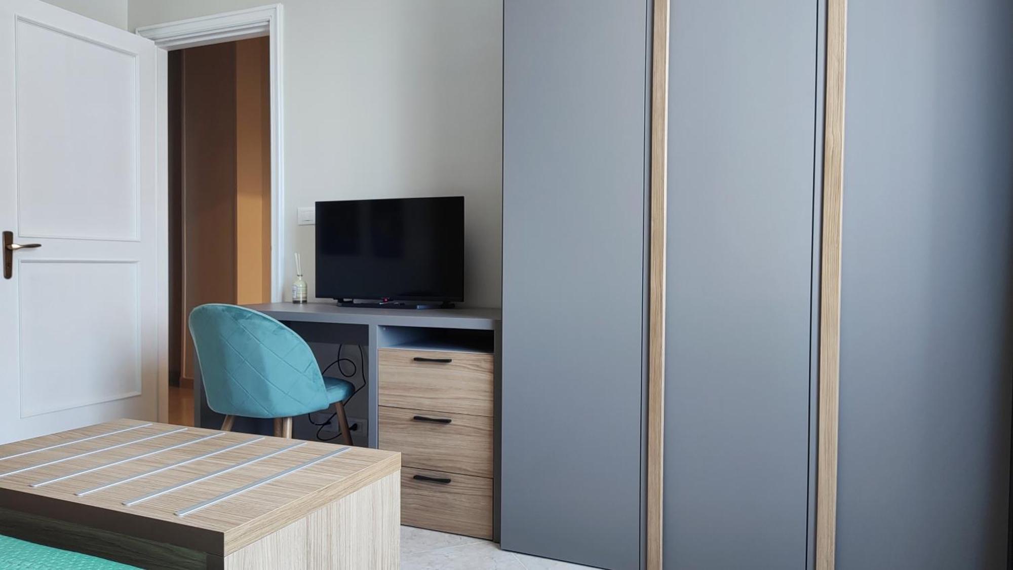 Fd Apartments - Zoe Prestigioso Appartamento Vicino Alla Stazione E Al Centro Monopoli Ngoại thất bức ảnh