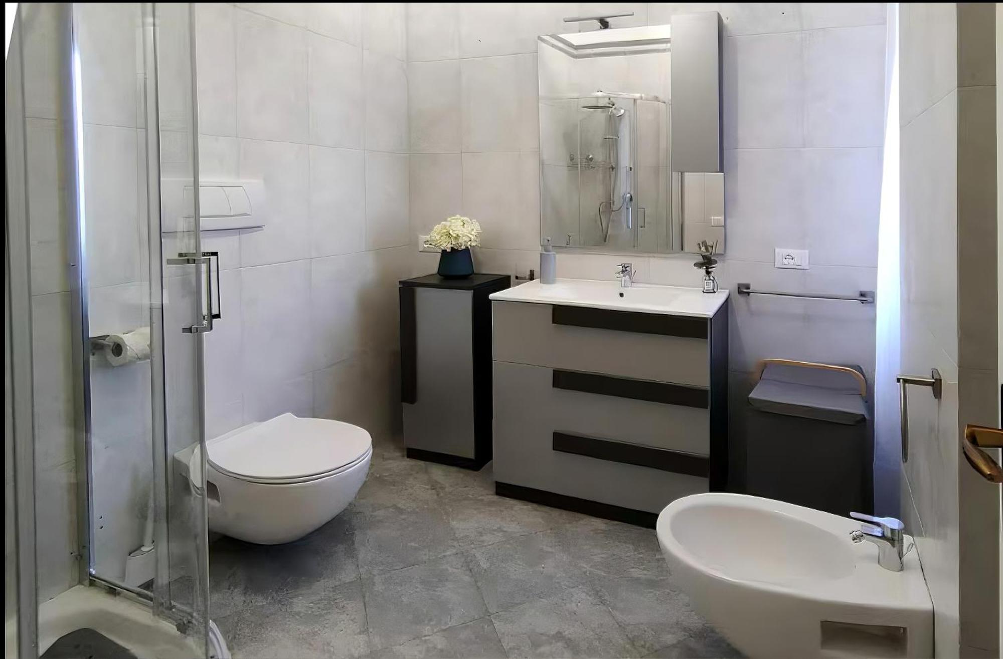 Fd Apartments - Zoe Prestigioso Appartamento Vicino Alla Stazione E Al Centro Monopoli Ngoại thất bức ảnh